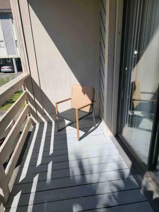 2022 Renovated 2-Bdrm Cozy, Lovely Condo W/Parking! Хилтън Хед Айлънд Екстериор снимка