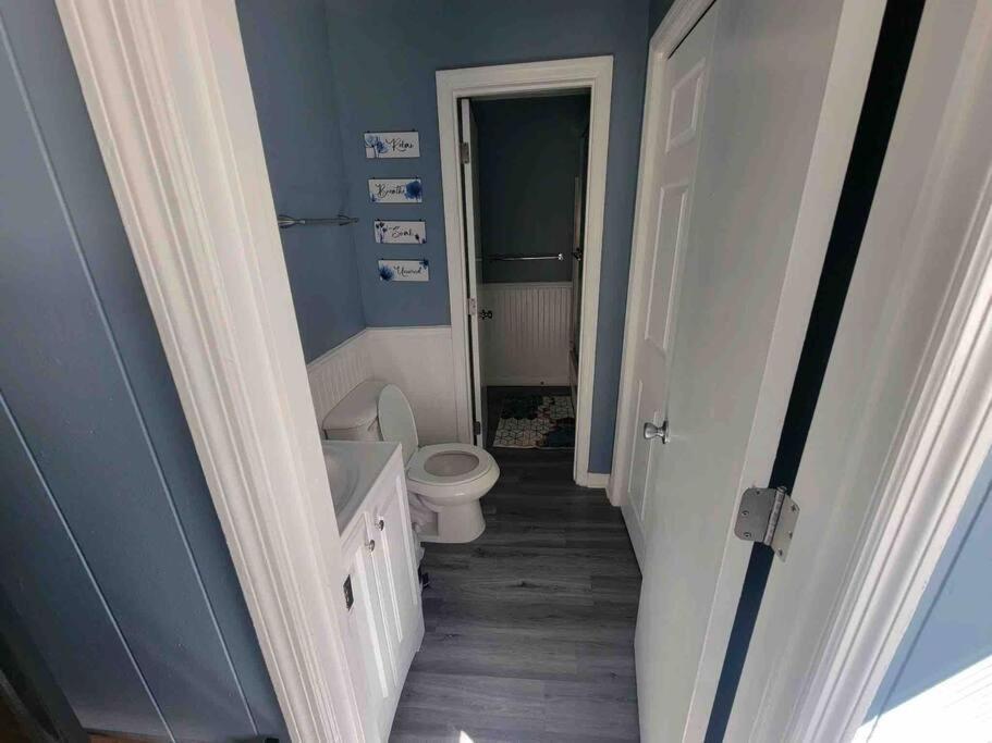 2022 Renovated 2-Bdrm Cozy, Lovely Condo W/Parking! Хилтън Хед Айлънд Екстериор снимка