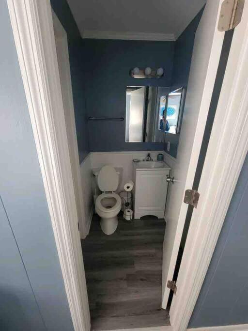 2022 Renovated 2-Bdrm Cozy, Lovely Condo W/Parking! Хилтън Хед Айлънд Екстериор снимка