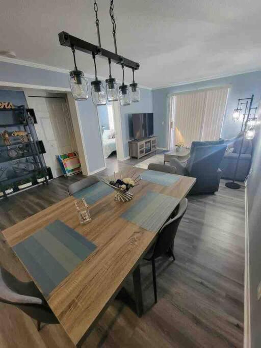 2022 Renovated 2-Bdrm Cozy, Lovely Condo W/Parking! Хилтън Хед Айлънд Екстериор снимка