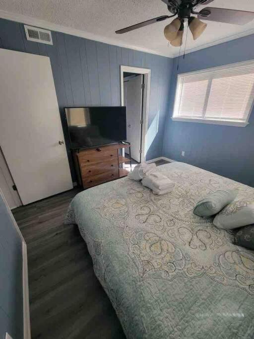 2022 Renovated 2-Bdrm Cozy, Lovely Condo W/Parking! Хилтън Хед Айлънд Екстериор снимка